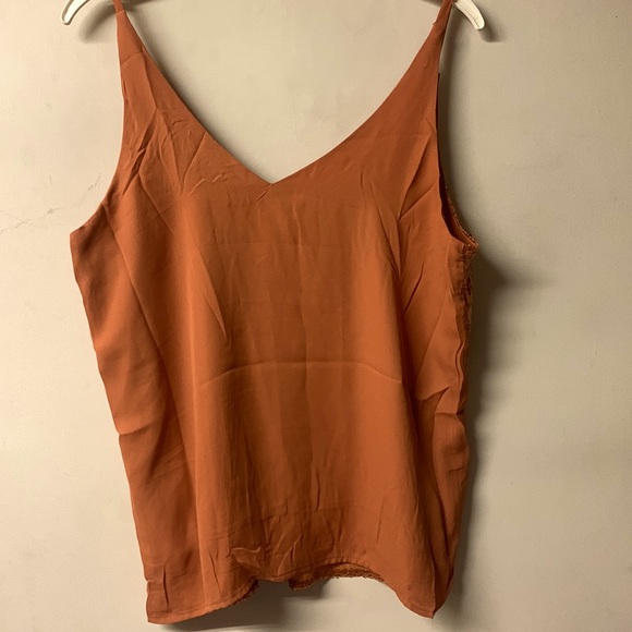 NWT Sleek Sequin Camisole - S/M - Picture 3 of 4